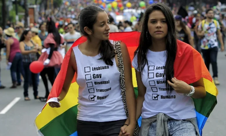 Lesbian Groups